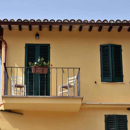 La Casa Del Borgo Antico Appartement Spoleto Buitenkant foto