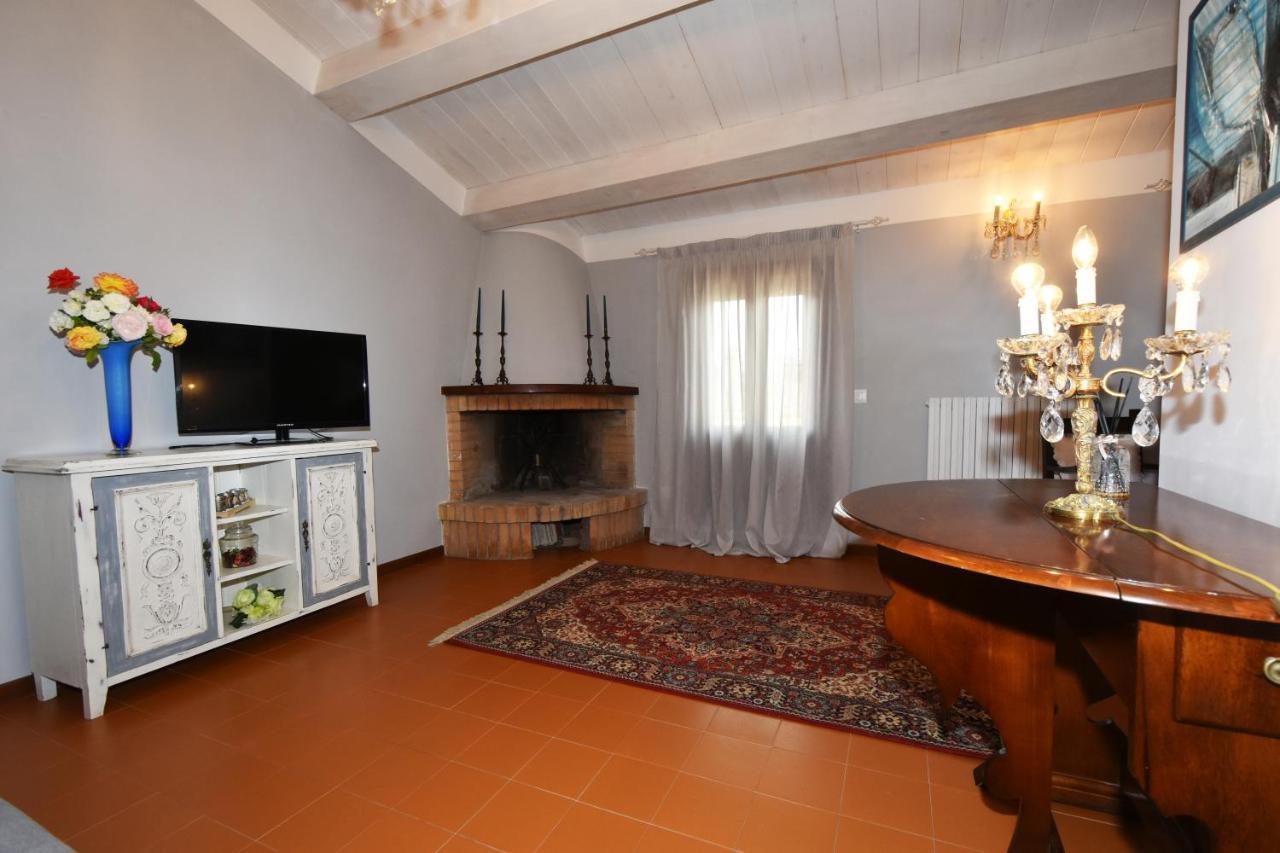 La Casa Del Borgo Antico Appartement Spoleto Buitenkant foto